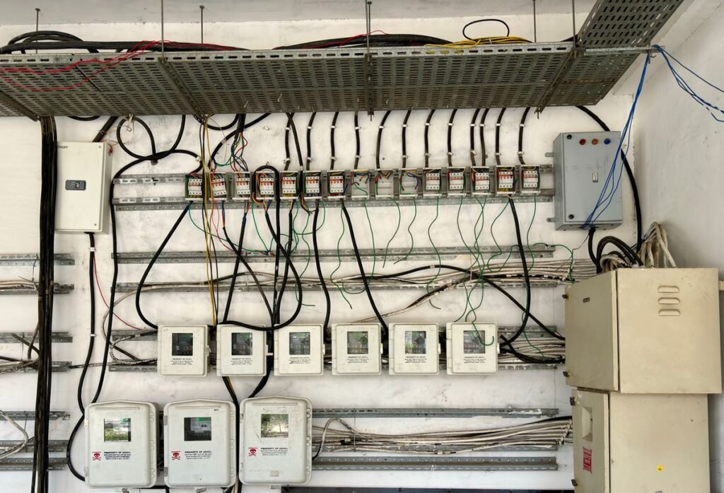 Quadro de distribuição elétrica residencial